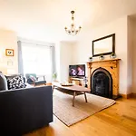 Spacious Three Bedroom Home In Bundoran * بوندوران