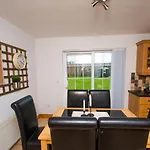 Spacious Three Bedroom Home In Bundoran * بوندوران