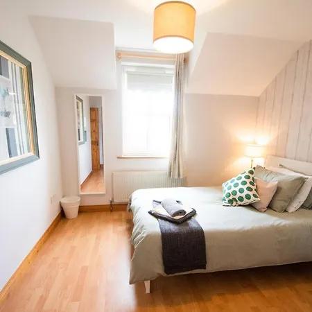 Spacious Three Bedroom Home In Bundoran * Bundoran