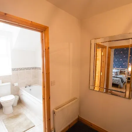 Beautiful Three Bedroom In *