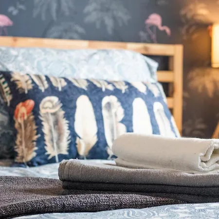 Beautiful Three Bedroom In بيت للعطل