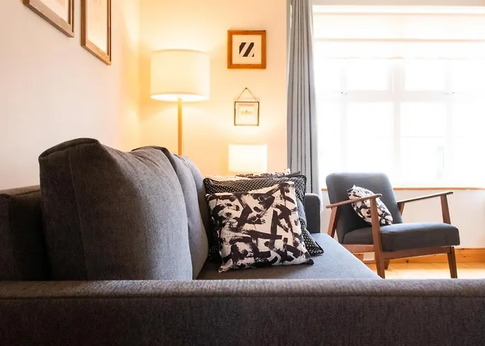 Beautiful Three Bedroom In Feriehus